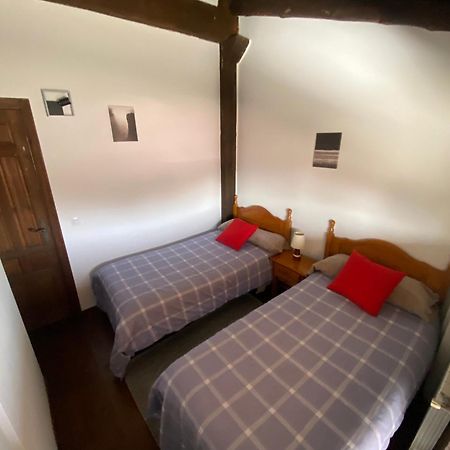 Adrados Mar De Pinos En Las Hoces Del Rio Duraton Exteriér fotografie